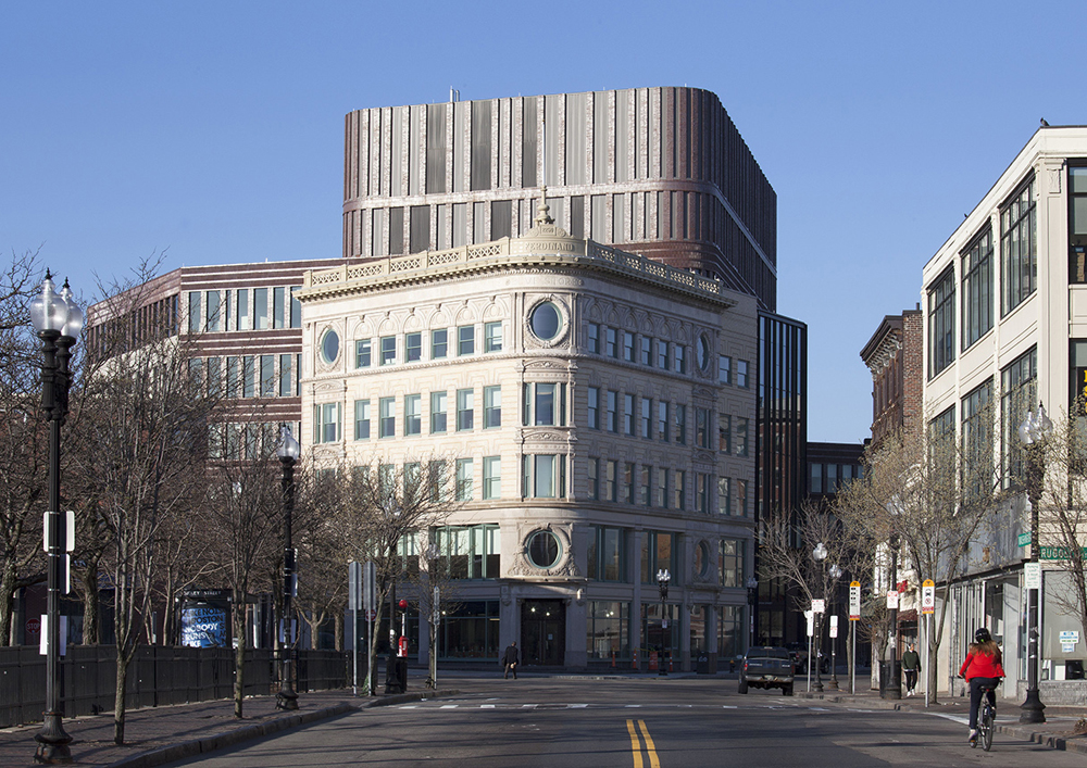 19 07 2016 Preservation Achievement Awards for Bruce C Bolling Municipal Building